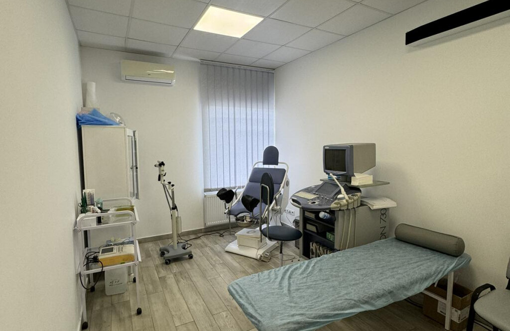 Медичний Центр "100% життя Чернігів"