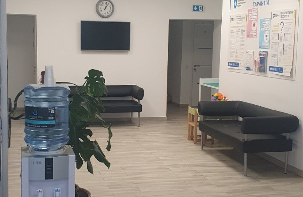 Медичний Центр "100% життя Чернігів"