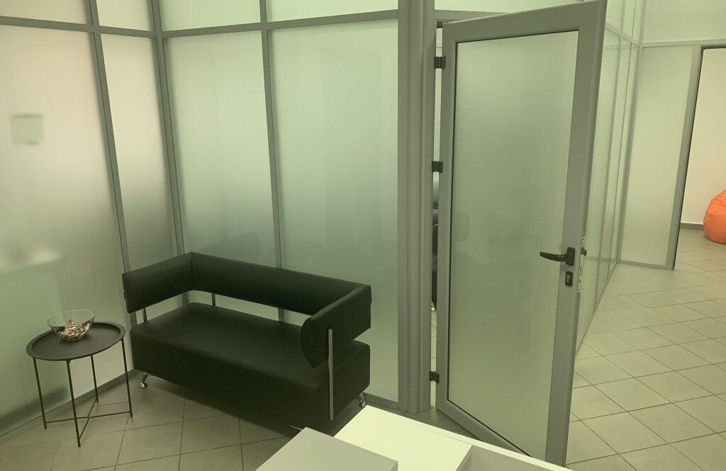 ST Hair Clinic (Медичний центр «СТ ХЕЙР КЛІНІК»)