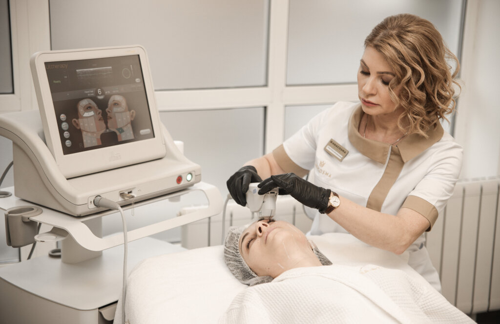 Клініка пластичної хірургії та естетичної медицини ANACOSMA