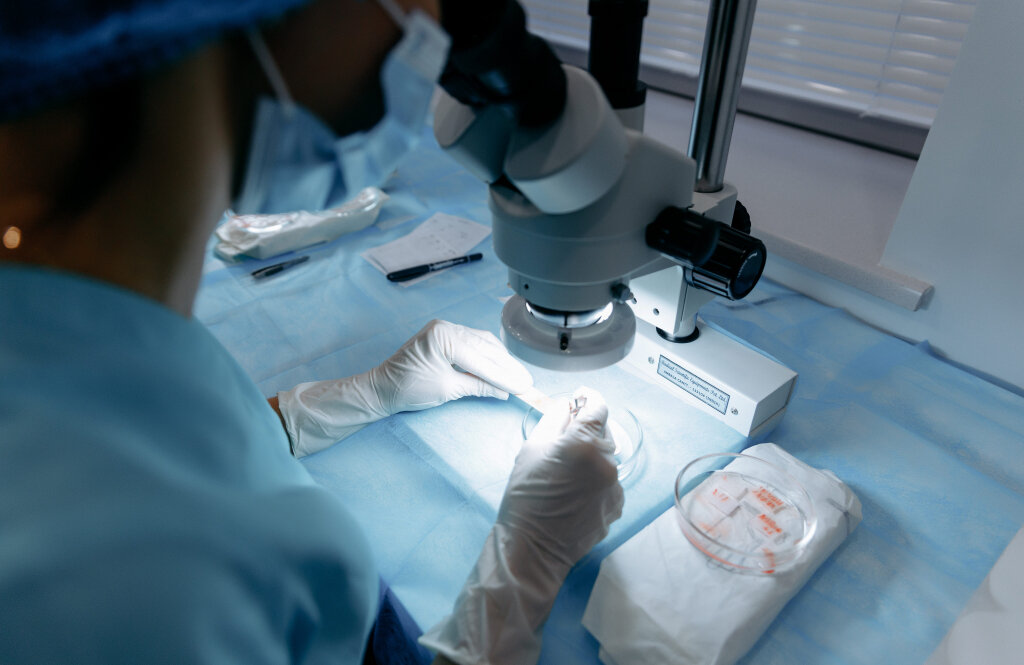 Центр лікування та трансплантації волосся «HairMed»