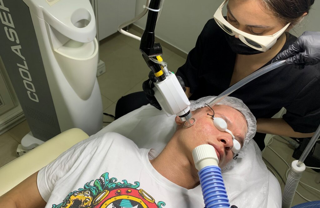 Клініка лазерної та клітинної медицини «Coolaser Clinic»