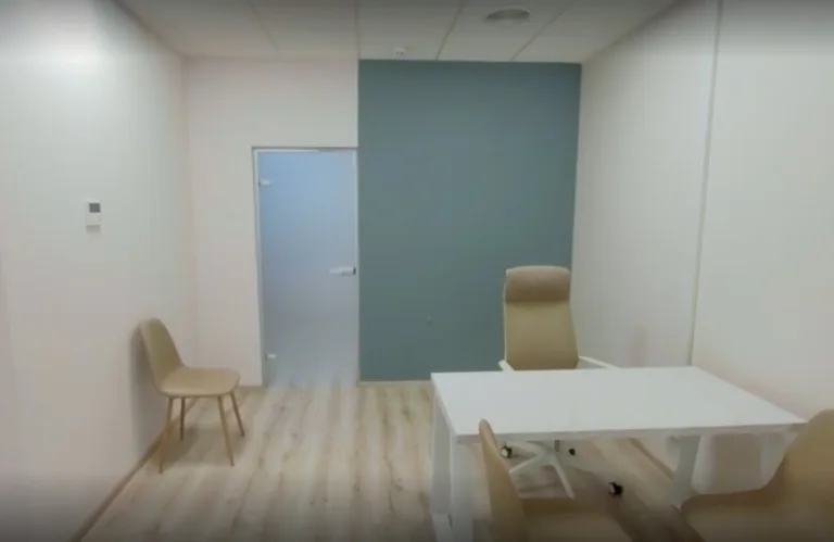Med Helper, центр лікування болю на Глибочицькій