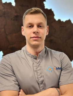 Світличний Микита Анатолійович