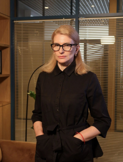 Максакова Олена Валентинівна