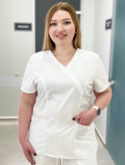 Безкоровайна Яна Ростиславівна