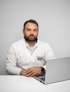 Ткаченко Денис Ігорович