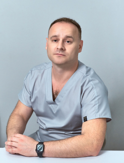 Алікберов Юрій Вікторович