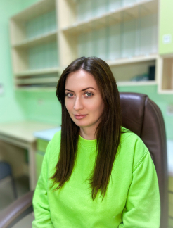 Свобода Олена Степанівна