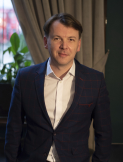 Дмитрик Іван Ярославович