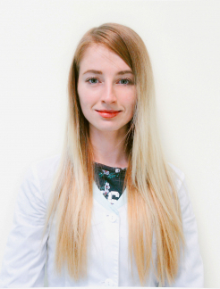Попова Катерина Романівна