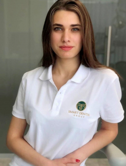 Бакуліна Анна Ашотівна