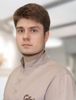 Єфремов Артем Юрійович