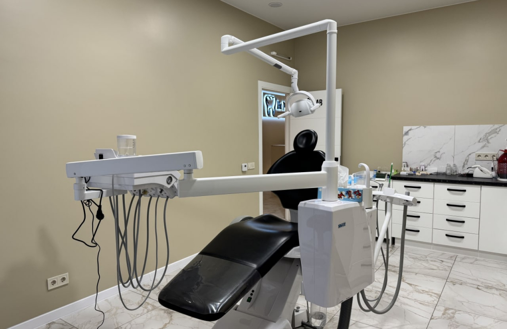 Ho.Me.Dental Clinic (Хоум Дентал Клінік)