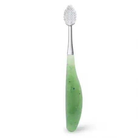 Зубна щітка Radius Сорс Sourse Toothbrush, м'яка, перероблені пляшки