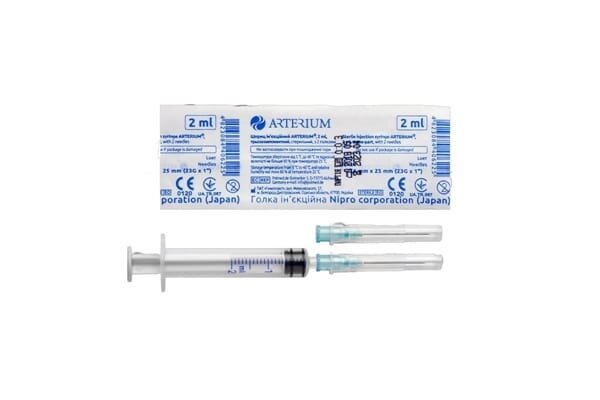 Шприц 2 мл Arterium 3-х компонентний з двома голками 23G (0,6 х 25 мм), 1 штука